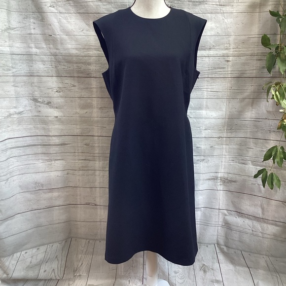 NWT Lafayette 148 Black Sleeveless Shift Dress Wool-Silk Keyhole Back Large LBD - Picture 3 of 14